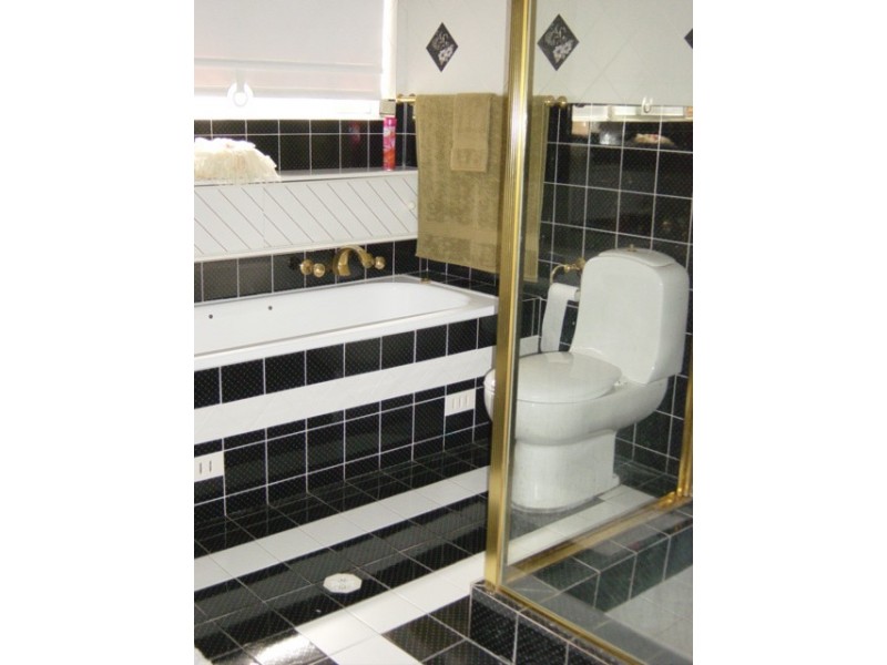 Bossley Park NSW 2176