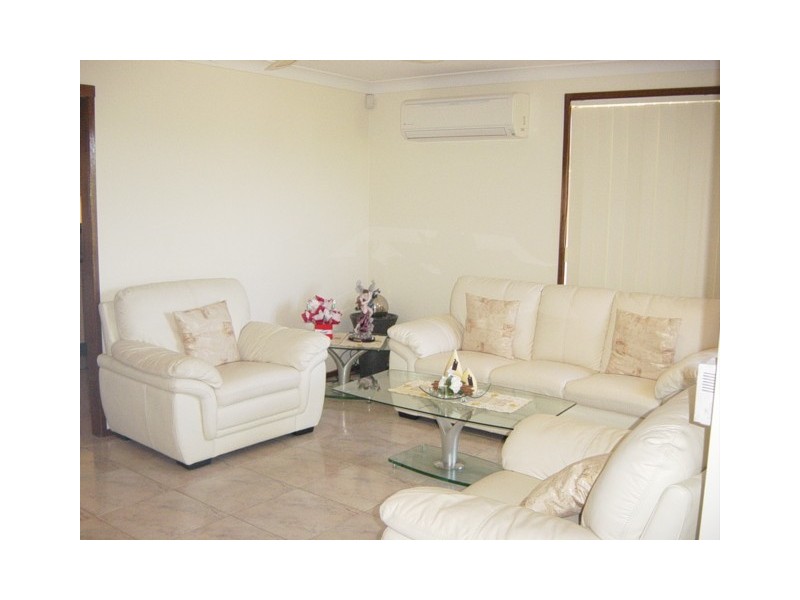 Bossley Park NSW 2176