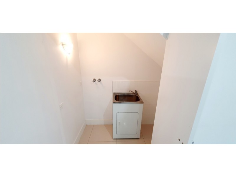 4/620 POLDING STREET, Bossley Park NSW 2176