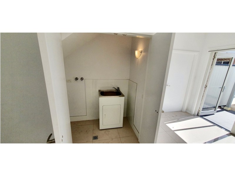 2/620 POLDING STREET, Bossley Park NSW 2176