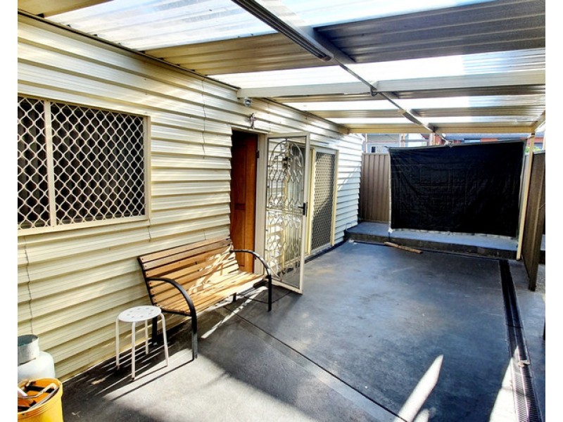 Fairfield West NSW 2165