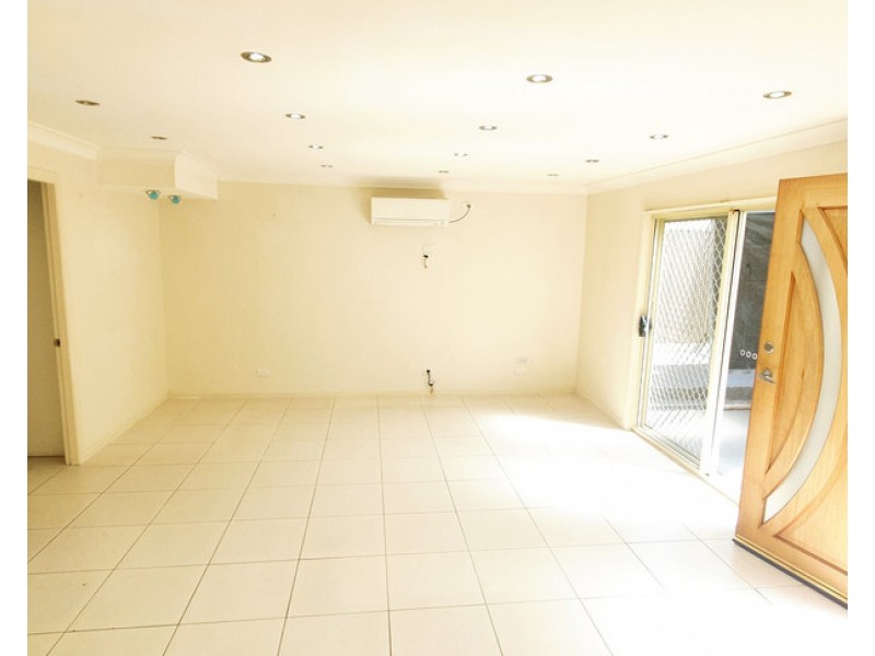 Fairfield West NSW 2165