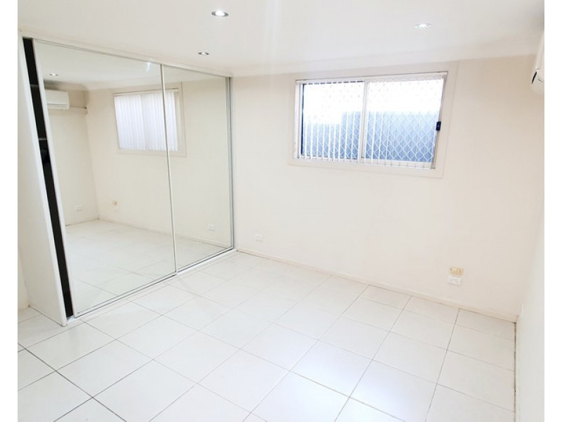 Fairfield West NSW 2165