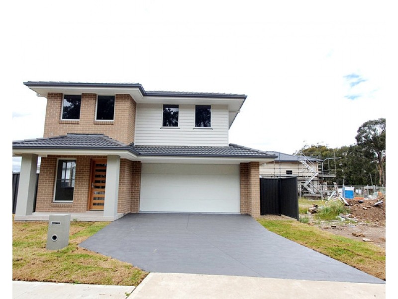 29 Antill Street, Thirlmere NSW 2572