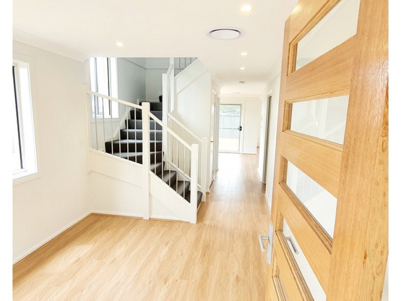 29 Antill Street, Thirlmere NSW 2572