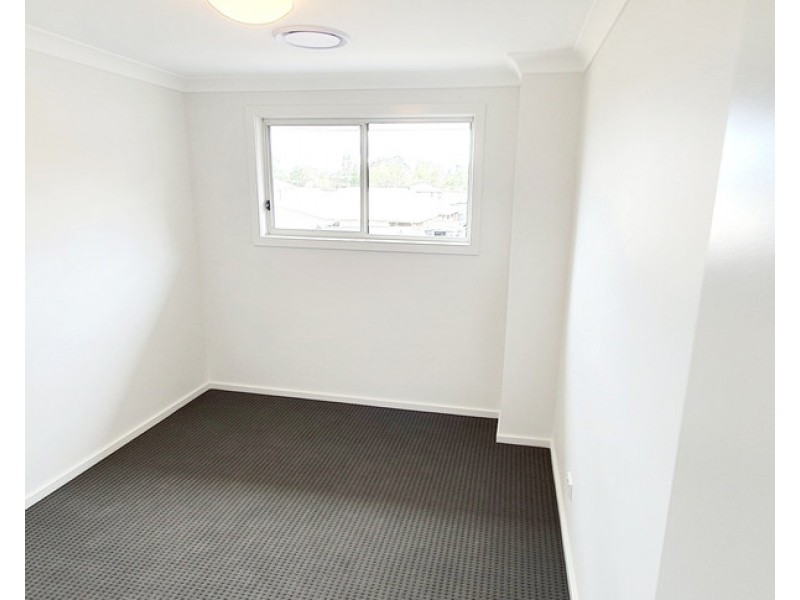 29 Antill Street, Thirlmere NSW 2572