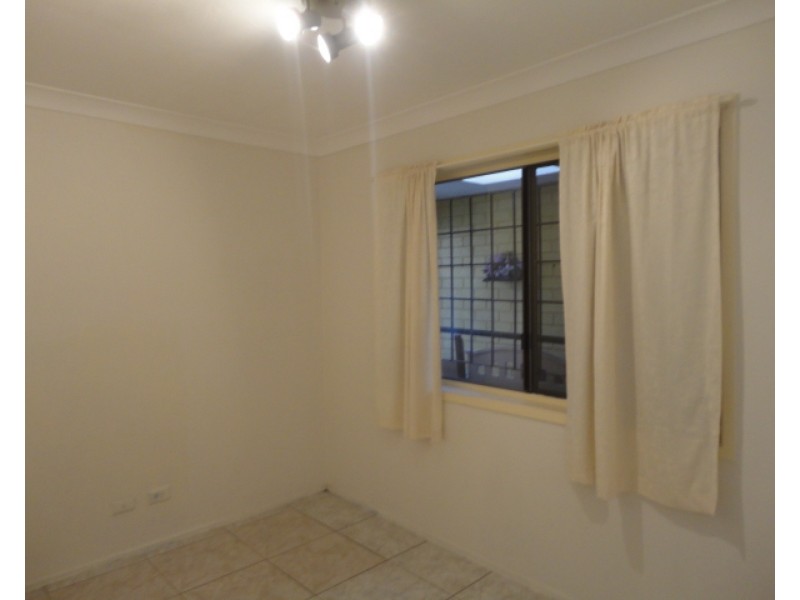 13 BERNADETTE PL, Fairfield NSW 2165