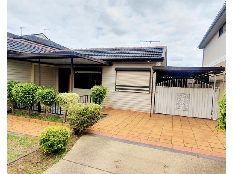 40 KARABAR STREET, Fairfield Heights NSW 2165