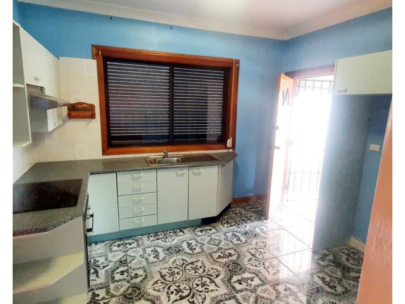 40 KARABAR STREET, Fairfield Heights NSW 2165