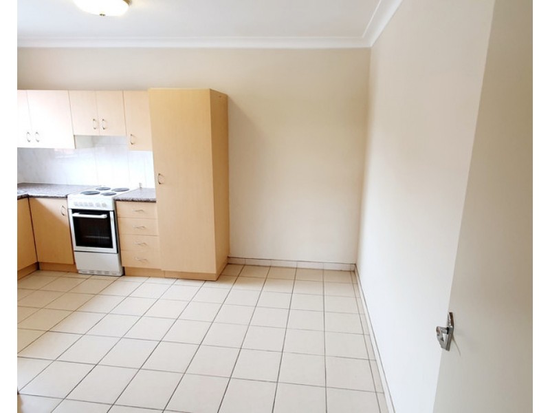 6/28 FLORA STREET, Roselands NSW 2196