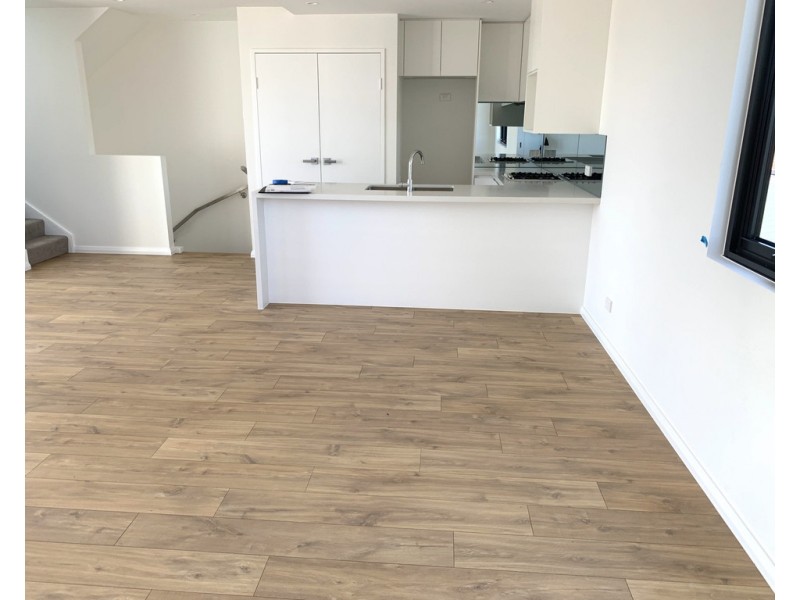 12/24 Hillcrest Avenue, Greenacre NSW 2190