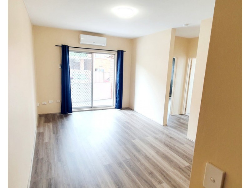 4/28 FLORA STREET, Roselands NSW 2196