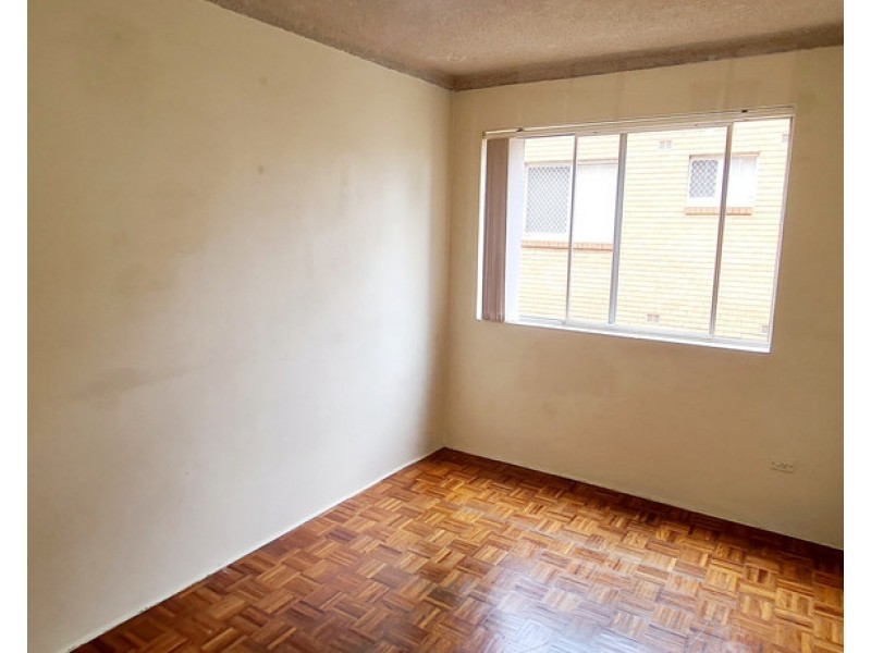 10/90 HARRIS STREET, Fairfield NSW 2165