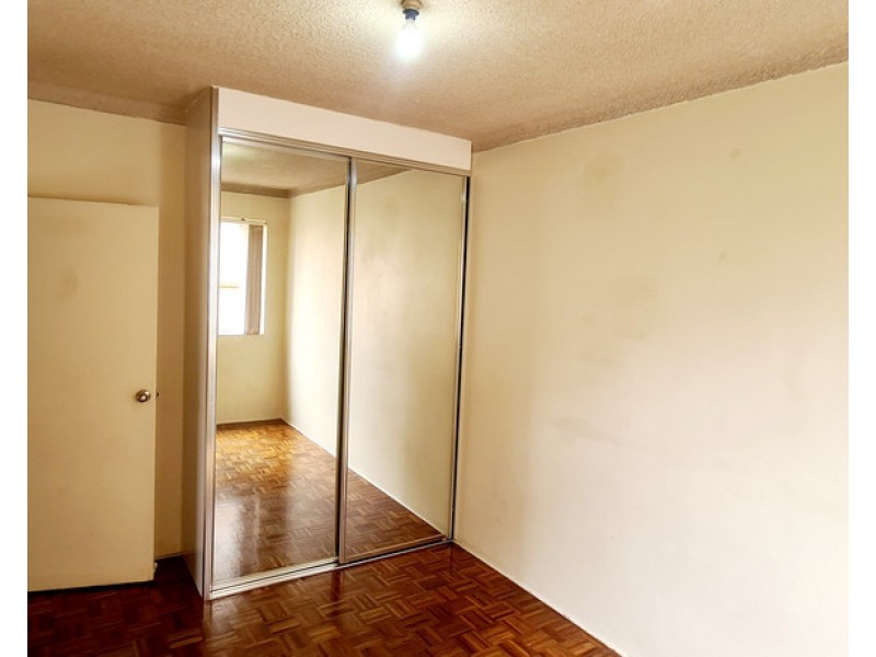 10/90 HARRIS STREET, Fairfield NSW 2165