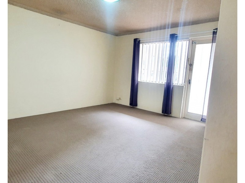 6/8 RUBY ST, Carramar NSW 2163