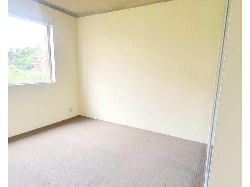 6/8 RUBY ST, Carramar NSW 2163