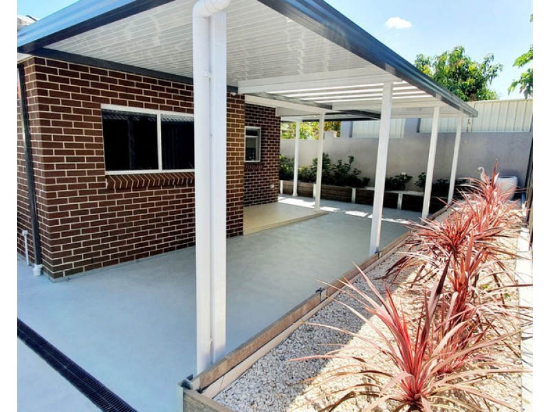 Edensor Park NSW 2176