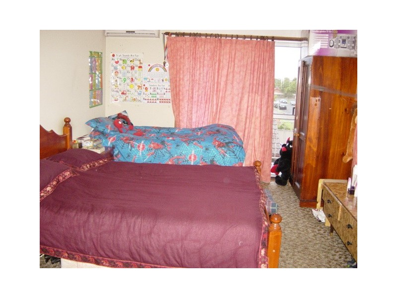 Greenfield Park NSW 2176