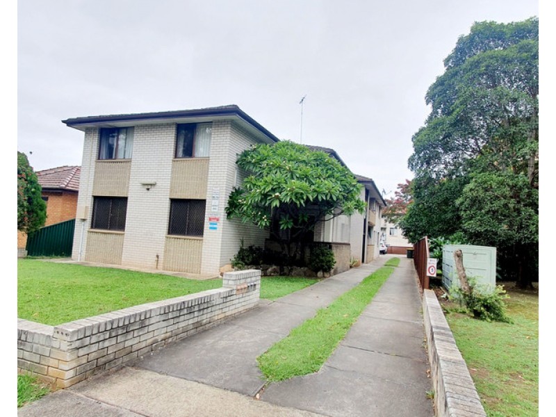 1/11 ULVERSTONE ST, Fairfield NSW 2165