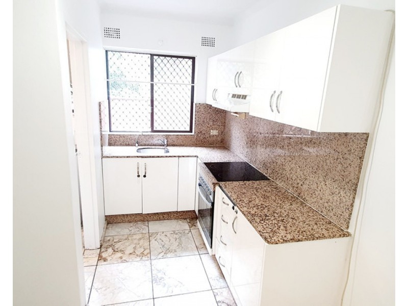 1/11 ULVERSTONE ST, Fairfield NSW 2165