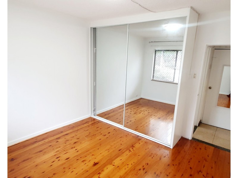 1/11 ULVERSTONE ST, Fairfield NSW 2165