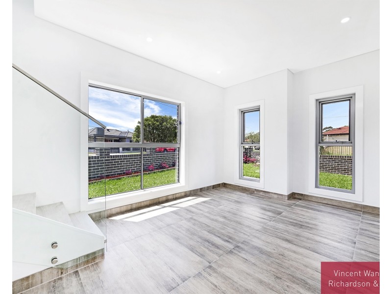 22 Allowrie Road, Villawood NSW 2163