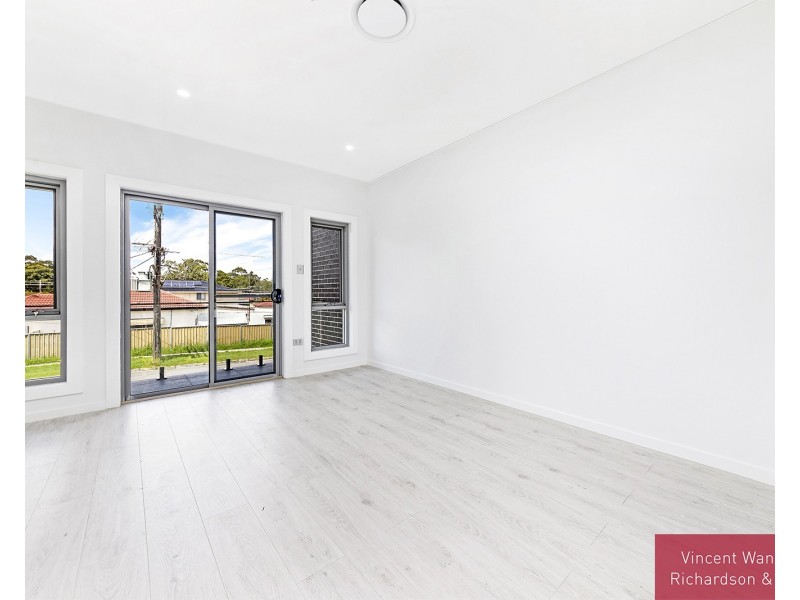 22 Allowrie Road, Villawood NSW 2163