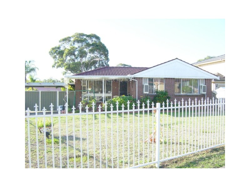 Greenfield Park NSW 2176