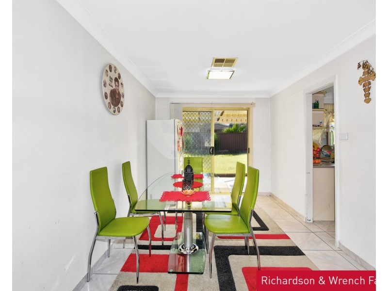 4 Esperance Crescent, Wakeley NSW 2176