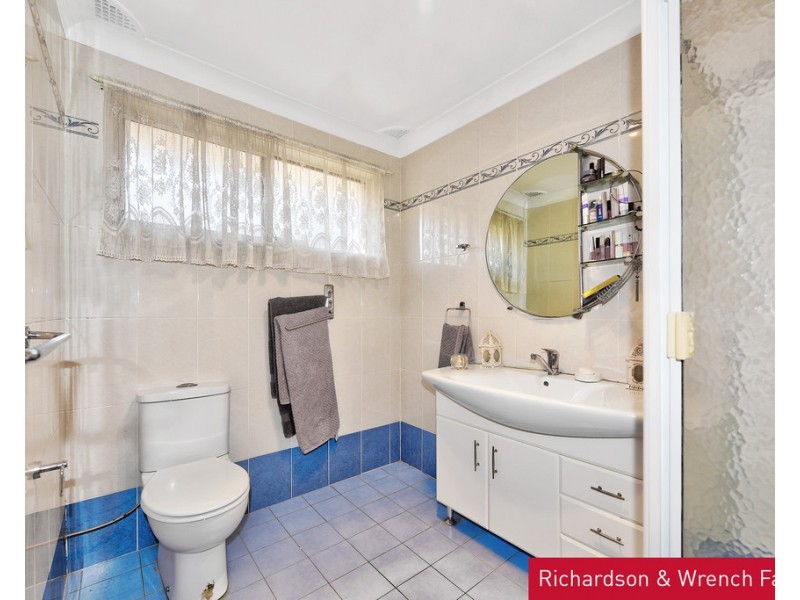 4 Esperance Crescent, Wakeley NSW 2176