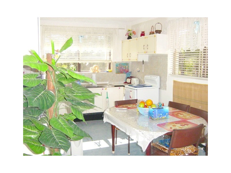 Fairfield NSW 2165