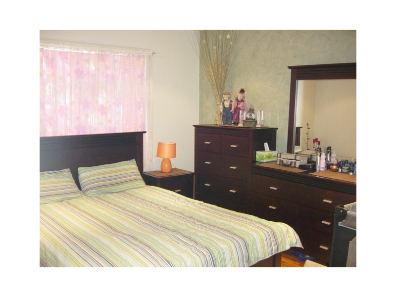 Fairfield West NSW 2165