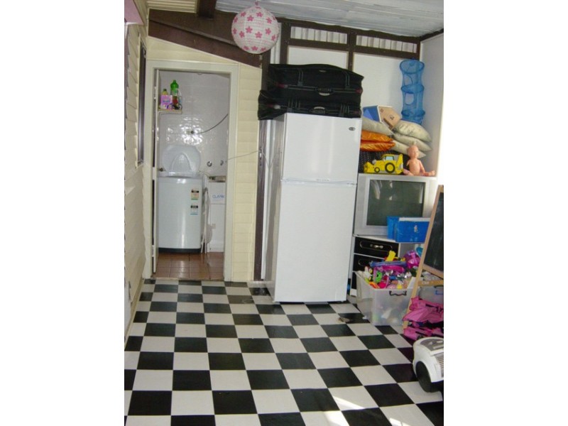 Fairfield West NSW 2165