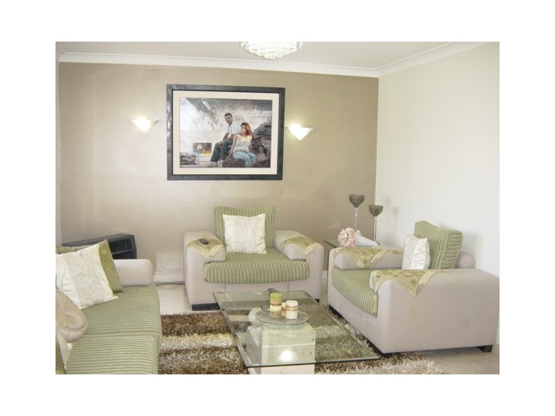 Fairfield West NSW 2165