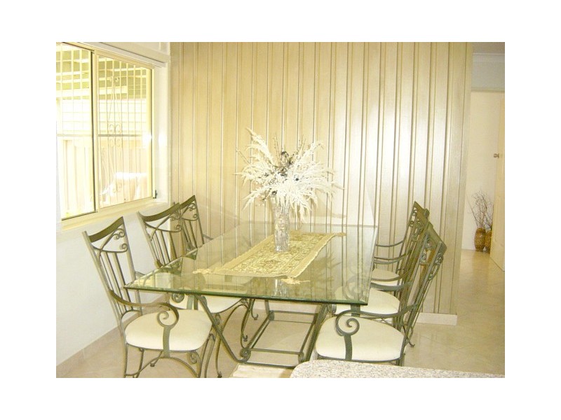 Fairfield West NSW 2165