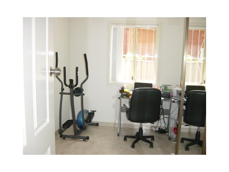 Fairfield West NSW 2165