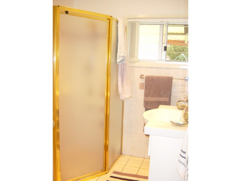 Fairfield West NSW 2165