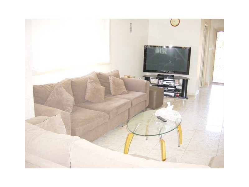 Fairfield West NSW 2165