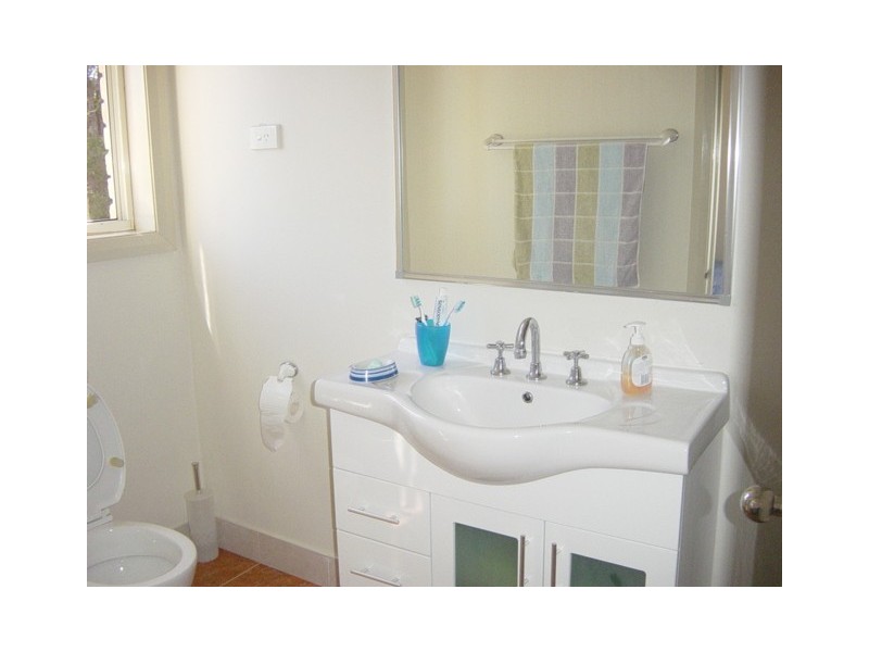 Fairfield West NSW 2165