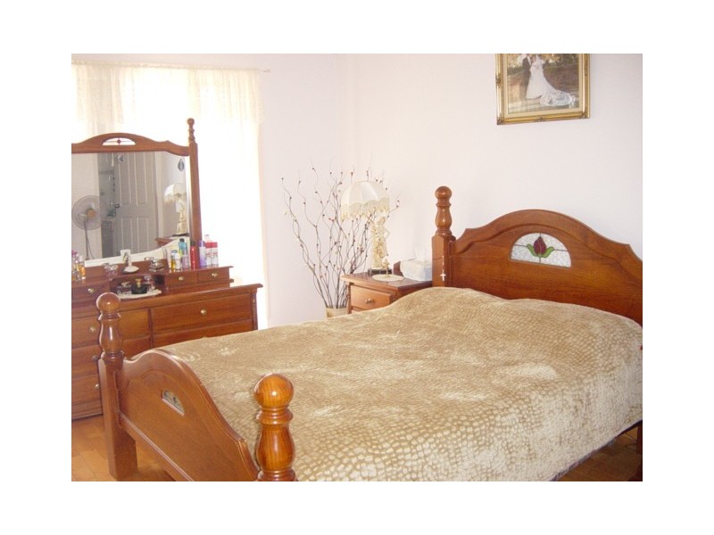 Fairfield West NSW 2165