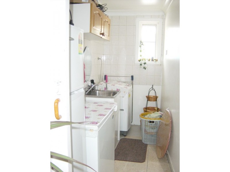 Fairfield West NSW 2165