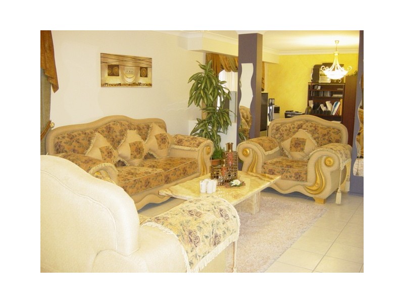 West Hoxton NSW 2171