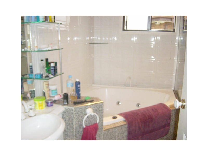 Bossley Park NSW 2176