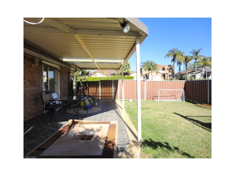 Edensor Park NSW 2176