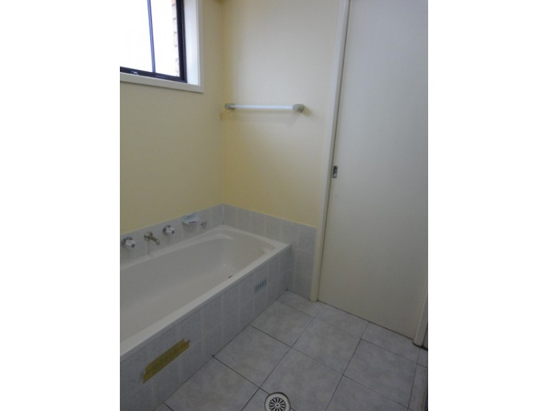 Bossley Park NSW 2176