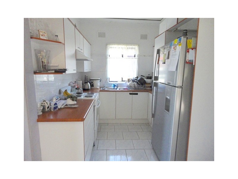 32 ROSSITER STREET, Smithfield NSW 2164