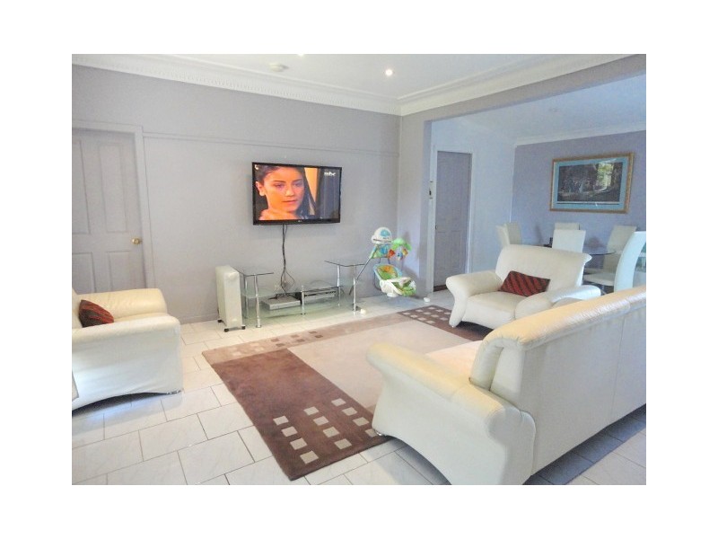 32 ROSSITER STREET, Smithfield NSW 2164