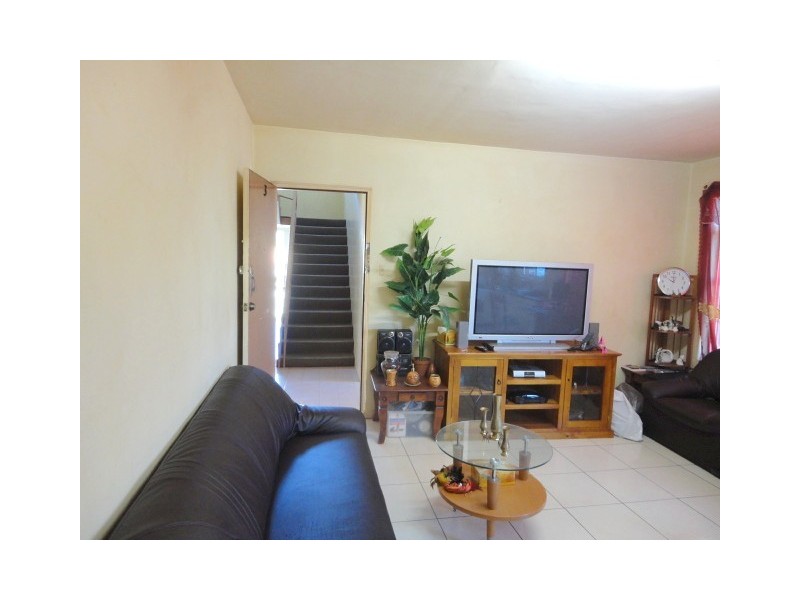 Fairfield East NSW 2165