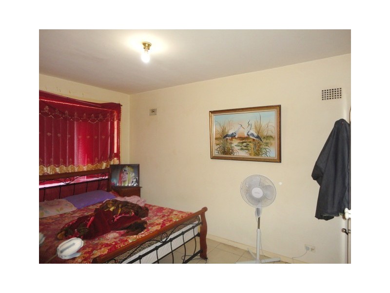 Fairfield East NSW 2165