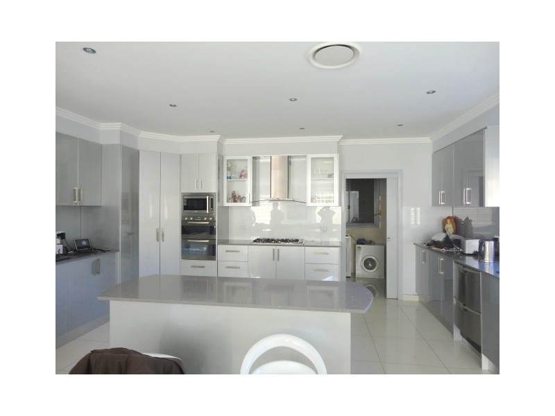Fairfield NSW 2165